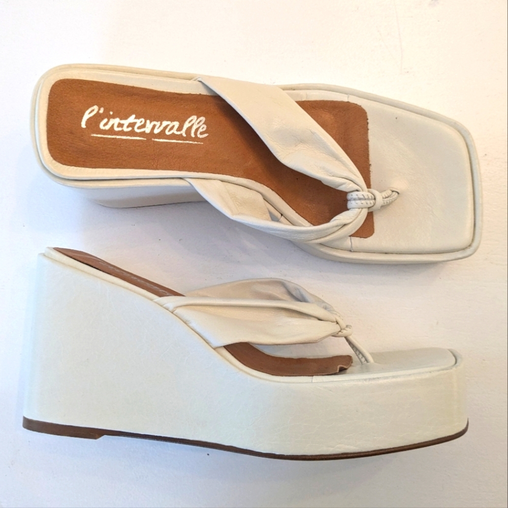 L'INTERVALLE Cream Platform Sandals